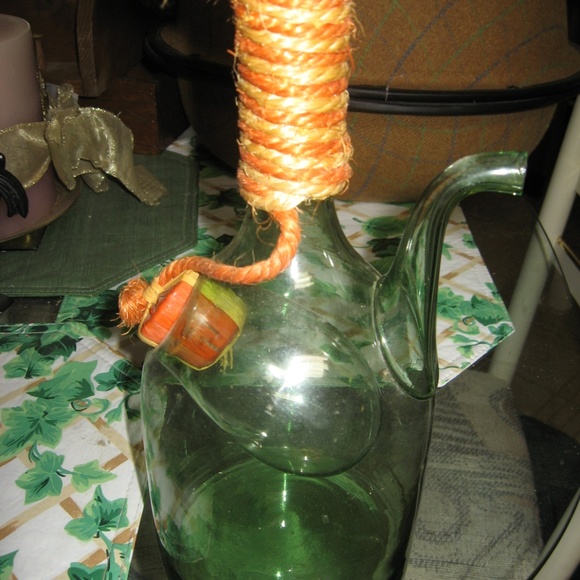 Vintage Italian Green Glass Wine Decanter - Etsy Vintage Italian Green Glass Wine Decanter Pitcher